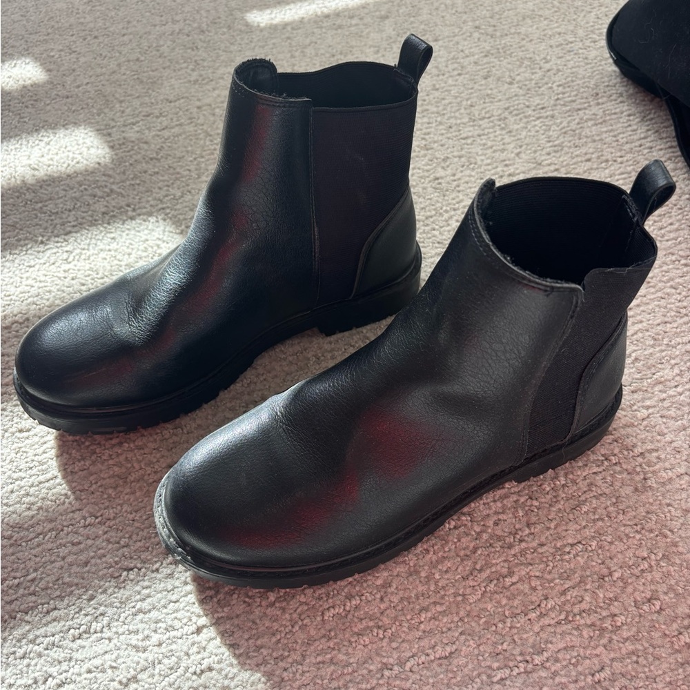 Black Leather Chelsea Boots